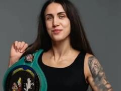 Украинка Петренко стала чемпионкой мира по версии IBO во втором легчайшем весе