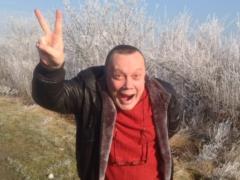 «Для нас ты поехал куда-то на гастроли»: коллеги – об актере Владимире Комарове