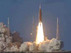 NASA успешно запустило историческую миссию Artemis II с экипажем на борту