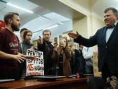 Ректор КНУ Бугров прокомментировал протест студентов из-за интимного видео якобы с ним
