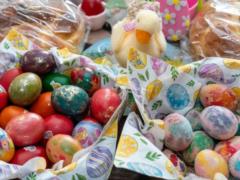 Как покрасить яйца на Пасху: простые методы