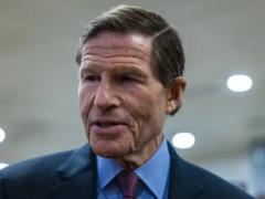 Демократы в Конгрессе призывают Трампа прекратить ослабление санкций против нефти из РФ