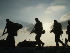 В Израиле заявили, что армия будет удерживать все оккупированные ею территории в Ливане