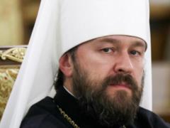 Митрополита ФСБ затримали у Чехії з дивним білим порошком у 4 контейнерах: підозрюють наркотики