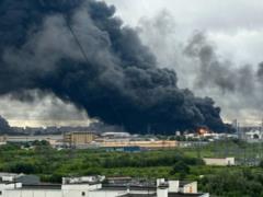 Дрони третій раз за тиждень атакують Москву: просто зараз їх понад 300 (відео)