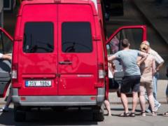 В очереди на курорт: что нужно знать людям, застрявшим в жару на границе