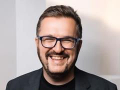  Начинаю с чистого листа : Александр Пономарев в день своего рождения раскрыл новую профессию