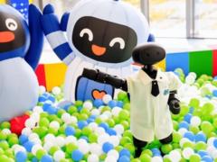 В Пекине открыли детсад для роботов, чтобы они учились на своих ошибках