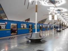 В Киеве станции метро будут работать на час дольше - полное расписание