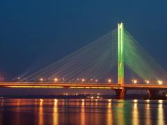В Киеве во время тревог движение по четырем мостам будет ограничено