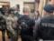 Помогали переправлять мужчин за границу: в Украине проводят масштабные обыски — полиция