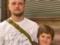 Не стригся 109 дней – 9-летний Иван ждал папу с «нуля», чтобы пойти с ним в барбершоп